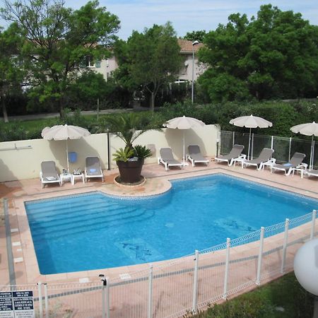 איסטרס Top Motel מראה חיצוני תמונה
