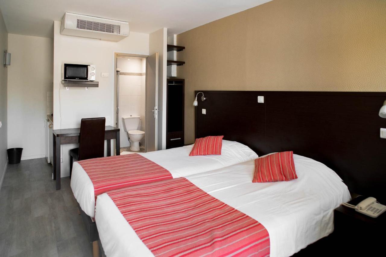 איסטרס Top Motel מראה חיצוני תמונה